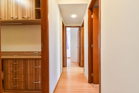 Apartamento para alugar com 91m², 4 quartos e 2 vagas Apartamento para alugar com 91m², 4 quartos e 2 vagasCorredor