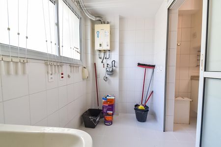 Apartamento para alugar com 91m², 4 quartos e 2 vagas Apartamento para alugar com 91m², 4 quartos e 2 vagasÁrea de serviço