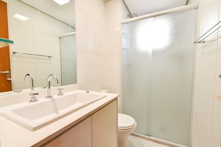 Apartamento para alugar com 91m², 4 quartos e 2 vagas Apartamento para alugar com 91m², 4 quartos e 2 vagasBanheiro social