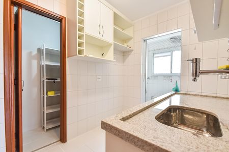 Apartamento para alugar com 91m², 4 quartos e 2 vagas Apartamento para alugar com 91m², 4 quartos e 2 vagasCozinha