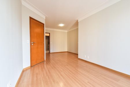 Apartamento para alugar com 91m², 4 quartos e 2 vagas Apartamento para alugar com 91m², 4 quartos e 2 vagasSala