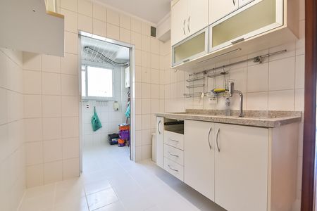 Apartamento para alugar com 91m², 4 quartos e 2 vagas Apartamento para alugar com 91m², 4 quartos e 2 vagasCozinha