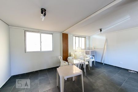 Apartamento à venda com 83m², 3 quartos e 1 vaga Apartamento à venda com 83m², 3 quartos e 1 vagaÁrea externa