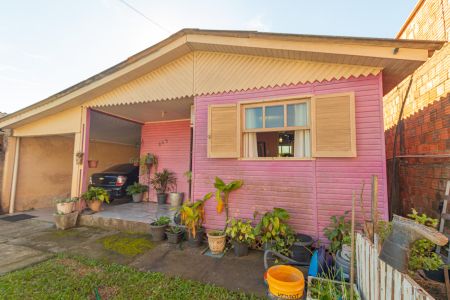 Casa à venda com 140m², 3 quartos e 4 vagasFachada