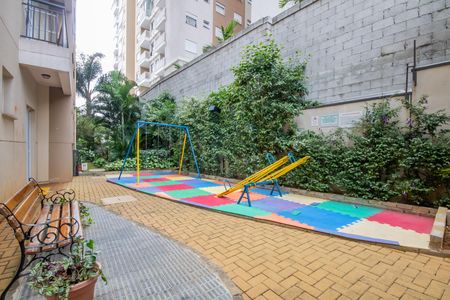Apartamento à venda com 52m², 2 quartos e 1 vaga Apartamento à venda com 52m², 2 quartos e 1 vagaÁrea comum - Playground
