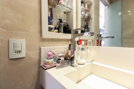 Apartamento à venda com 62m², 2 quartos e 1 vagaBanheiro Suíte 