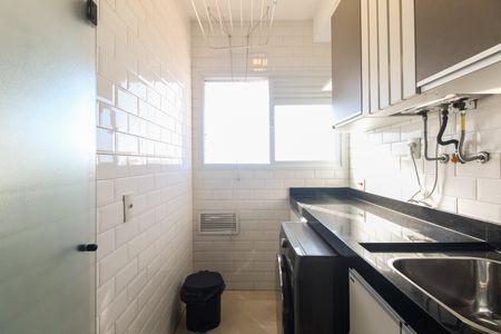 Apartamento à venda com 62m², 2 quartos e 1 vagaÁrea de Serviço 