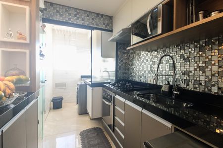 Apartamento à venda com 62m², 2 quartos e 1 vagaCozinha 