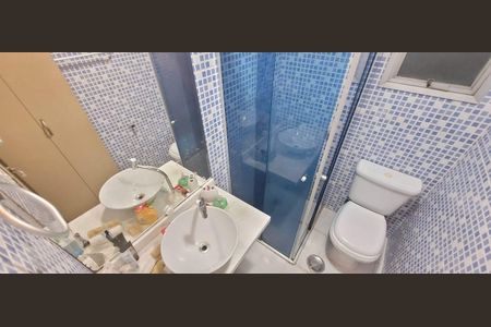 Banheiro de apartamento à venda com 2 quartos, 52m² em Jardim Regina, São Paulo