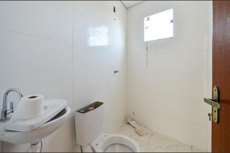 Banheiro de apartamento para alugar com 2 quartos, 64m² em Vila Suzana, Belo Horizonte