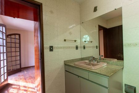 Casa para alugar com 200m², 3 quartos e 1 vagaBanheiro da Suíte