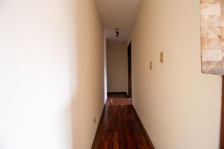 Casa para alugar com 200m², 3 quartos e 1 vagaCorredor