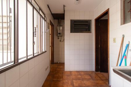 Casa para alugar com 200m², 3 quartos e 1 vagaÁrea de Serviço