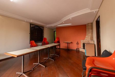 Casa para alugar com 200m², 3 quartos e 1 vagaÁrea comum