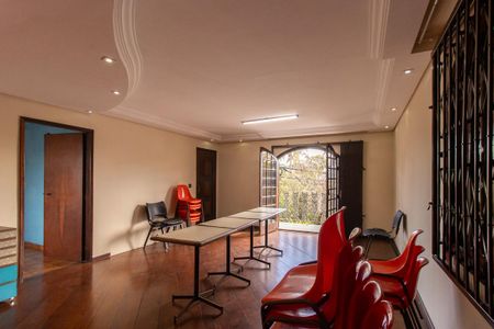 Casa para alugar com 200m², 3 quartos e 1 vagaÁrea comum