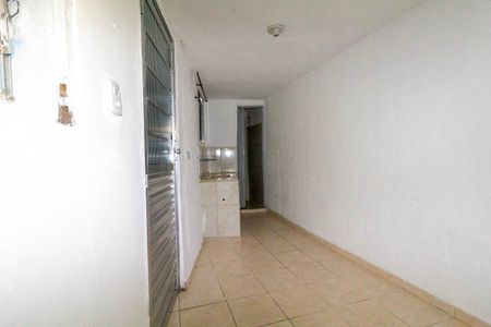 Kitnet de casa para alugar com 1 quarto, 35m² em Cidade Patriarca, São Paulo