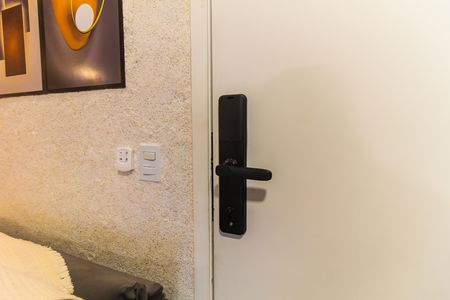 Apartamento à venda com 33m², 2 quartos e sem vaga Apartamento à venda com 33m², 2 quartos e sem vagaFechadura Eletrônica