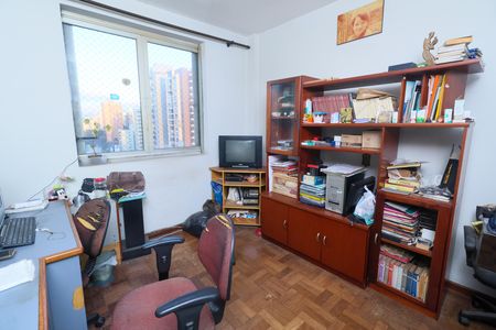 Apartamento à venda com 160m², 3 quartos e 1 vaga Apartamento à venda com 160m², 3 quartos e 1 vagaQuarto 2