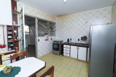 Cozinha de apartamento à venda com 3 quartos, 160m² em Vila Bastos, Santo André