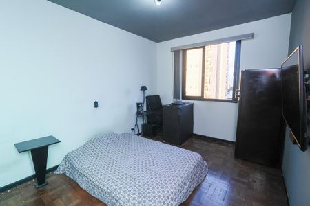 Apartamento à venda com 160m², 3 quartos e 1 vaga Apartamento à venda com 160m², 3 quartos e 1 vagaQuarto 1
