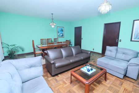 Apartamento à venda com 160m², 3 quartos e 1 vaga Apartamento à venda com 160m², 3 quartos e 1 vagaSala