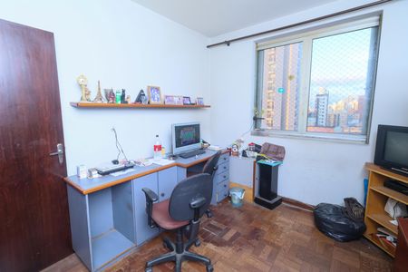 Apartamento à venda com 160m², 3 quartos e 1 vaga Apartamento à venda com 160m², 3 quartos e 1 vagaQuarto 2