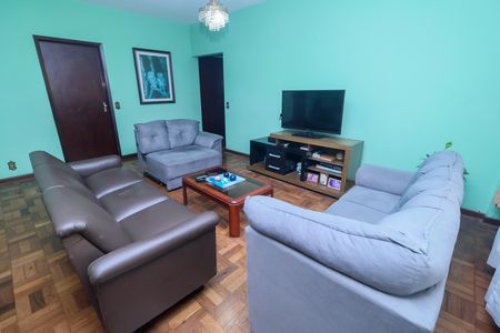 Apartamento à venda com 160m², 3 quartos e 1 vaga Apartamento à venda com 160m², 3 quartos e 1 vagaSala