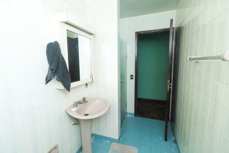 Apartamento à venda com 160m², 3 quartos e 1 vaga Apartamento à venda com 160m², 3 quartos e 1 vagaBanheiro Social