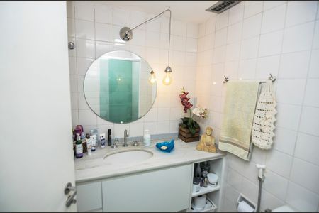 Apartamento à venda com 68m², 2 quartos e 1 vagaBanheiro