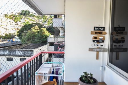 Apartamento à venda com 68m², 2 quartos e 1 vagaSala