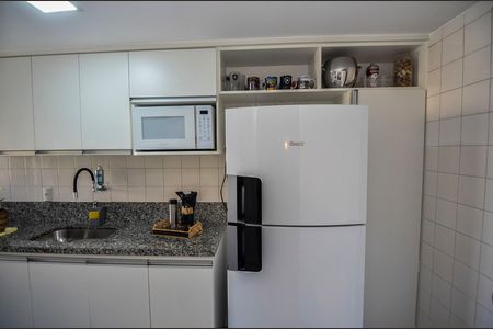 Apartamento à venda com 68m², 2 quartos e 1 vagaCozinha