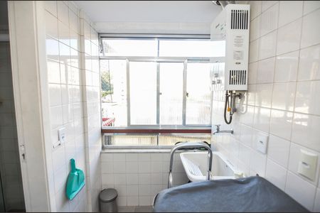 Apartamento à venda com 68m², 2 quartos e 1 vagaÁrea de Serviço
