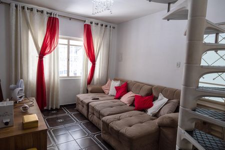 Sala de casa para alugar com 4 quartos, 300m² em Jardim Gracinda, Guarulhos