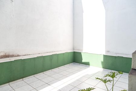 Casa para alugar com 300m², 4 quartos e 2 vagasQuintal