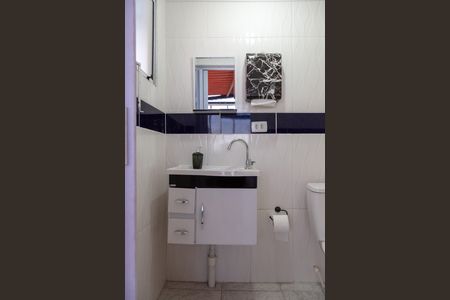 Casa para alugar com 300m², 4 quartos e 2 vagasLavabo