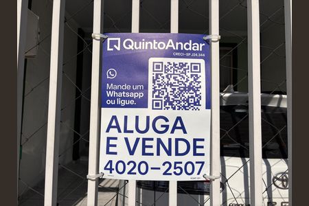 Casa para alugar com 300m², 4 quartos e 2 vagas Casa para alugar com 300m², 4 quartos e 2 vagasPlaquinha
