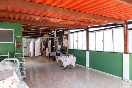 Casa para alugar com 300m², 4 quartos e 2 vagasÁrea de Serviço e Gourmet