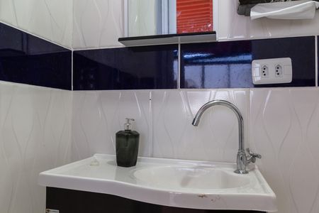 Casa para alugar com 300m², 4 quartos e 2 vagasLavabo