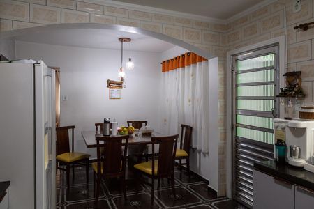Casa para alugar com 300m², 4 quartos e 2 vagasCozinha