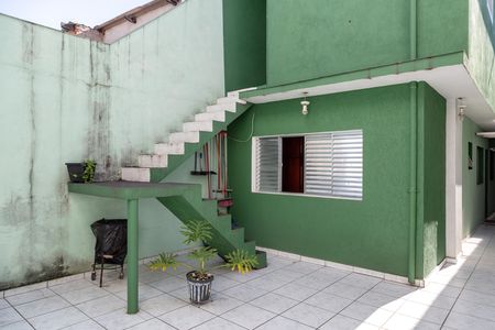 Casa para alugar com 300m², 4 quartos e 2 vagasQuintal