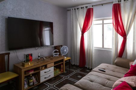 Casa para alugar com 300m², 4 quartos e 2 vagasSala