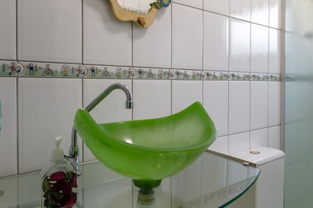 Casa para alugar com 300m², 4 quartos e 2 vagasBanheiro social 1
