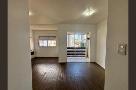Apartamento para alugar com 68m², 2 quartos e 1 vaga