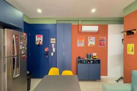 Foto 02 de apartamento à venda com 2 quartos, 47m² em Vila Mariana, São Paulo