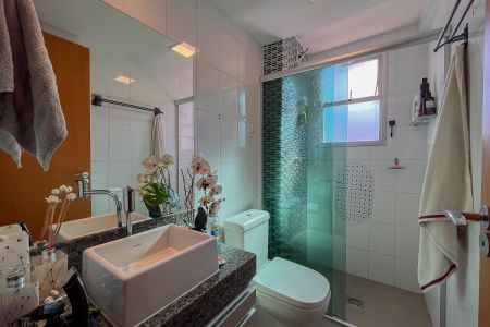 Apartamento à venda com 68m², 2 quartos e 2 vagas
