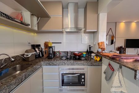 Apartamento à venda com 2 quartos, 68m² em Dom Joaquim, Belo Horizonte