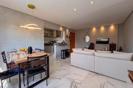 Apartamento à venda com 68m², 2 quartos e 2 vagas