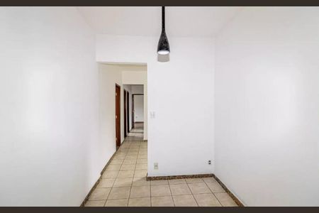 Sala de casa para alugar com 3 quartos, 120m² em Alvorada, Contagem