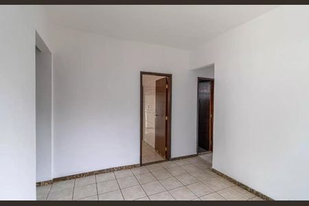 Quarto de casa para alugar com 3 quartos, 120m² em Alvorada, Contagem