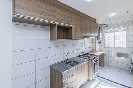 Cozinha de apartamento para alugar com 2 quartos, 41m² em Jardim Santa Emilia, São Paulo